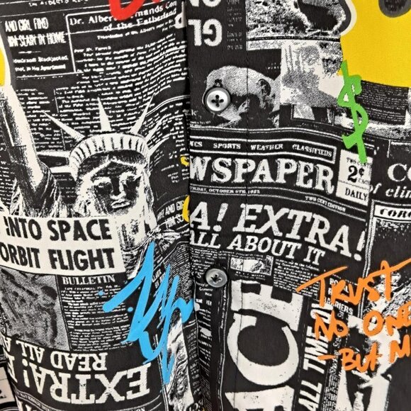 Fresh Prints of BelAir Size Large Black Newsprint Graphic Button Up Shirt NWT - Picture 4 of 13